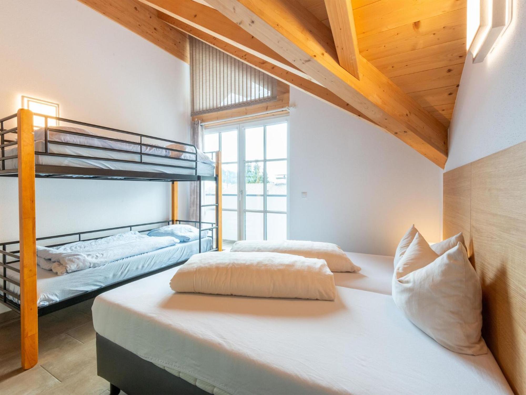 Luxury Penthouse With Balcony Ski Storage Carport Lift Apartment Brixen im Thale Bagian luar foto