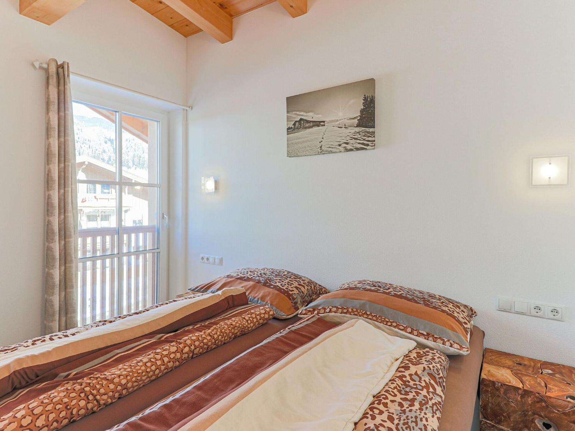 Luxury Penthouse With Balcony Ski Storage Carport Lift Apartment Brixen im Thale Bagian luar foto